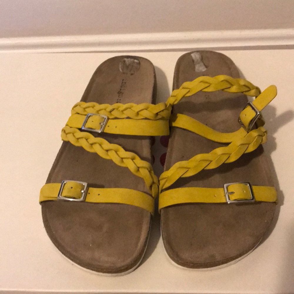 Sandals - Picture 2 of 3